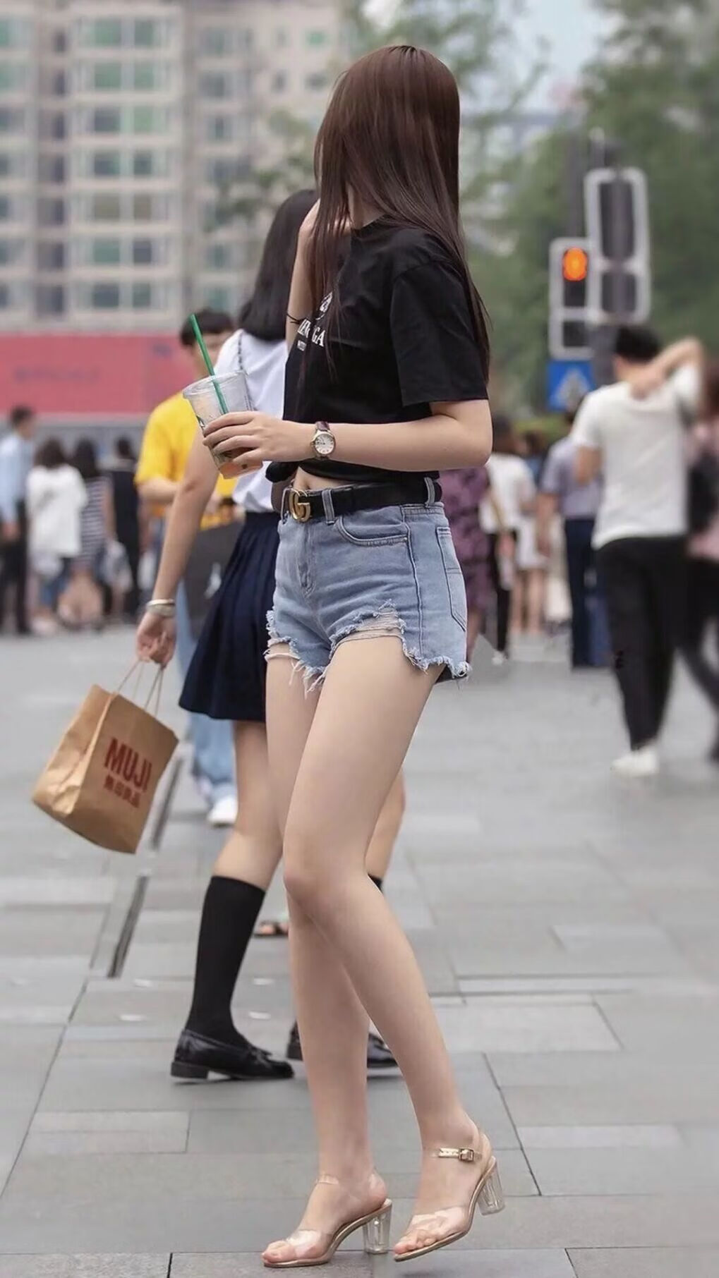 开云中国-德甲高效反击频现，精彩瞬间让人惊叹，德甲的主张  第1张