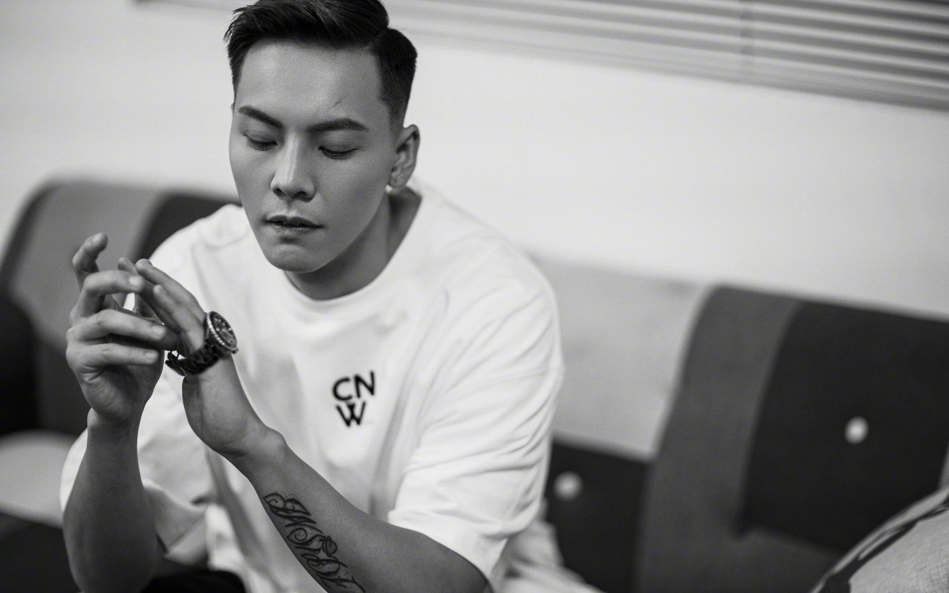 开云体育-高校足球比赛中出现新颖战术引讨论,高校足球发展的目的及意义  第1张 开云体育-高校足球比赛中出现新颖战术引讨论,高校足球发展的目的及意义  第1张