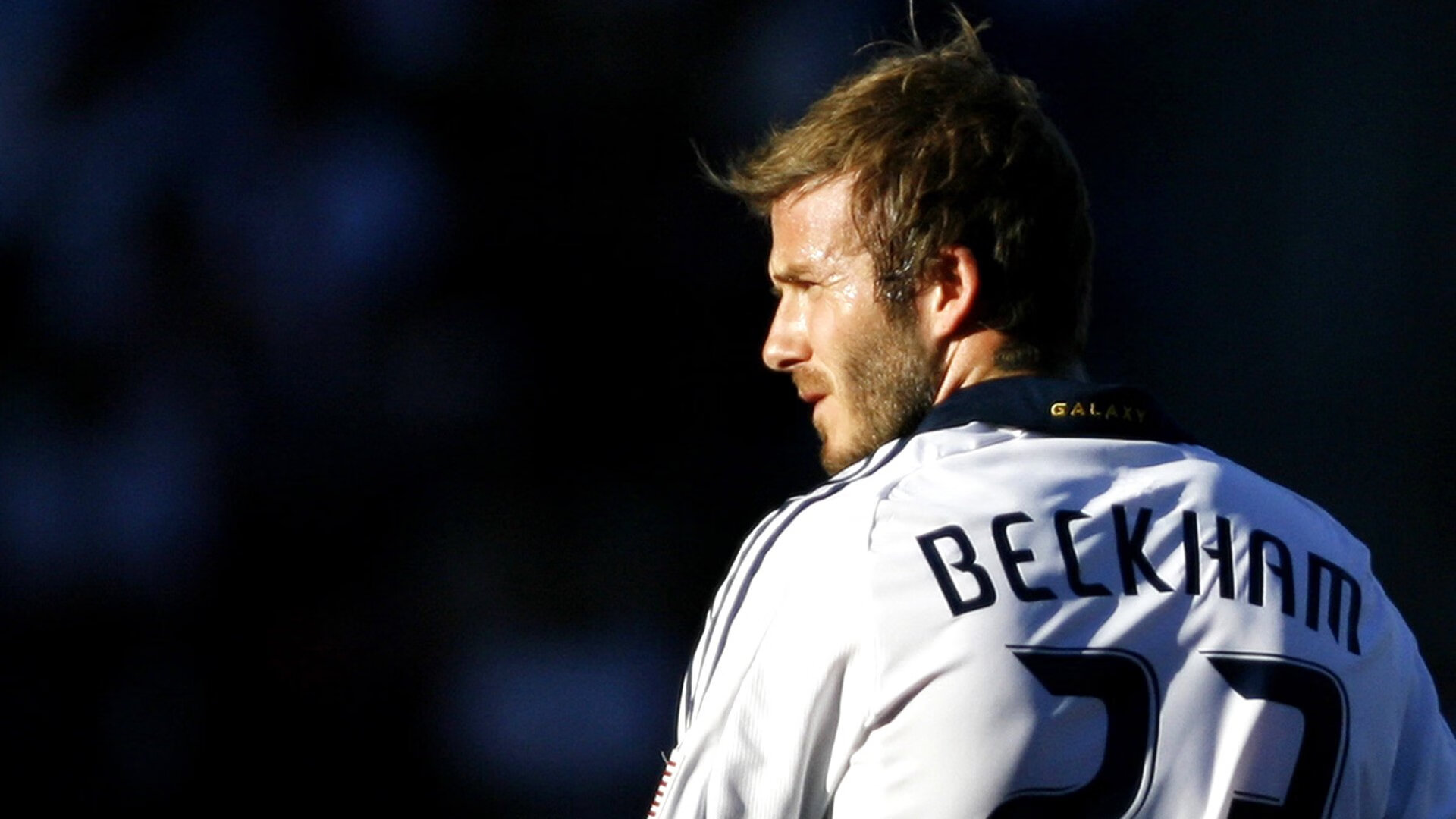 《专题报道：电竞选手的日常训练与生活》，电竞选手的标准